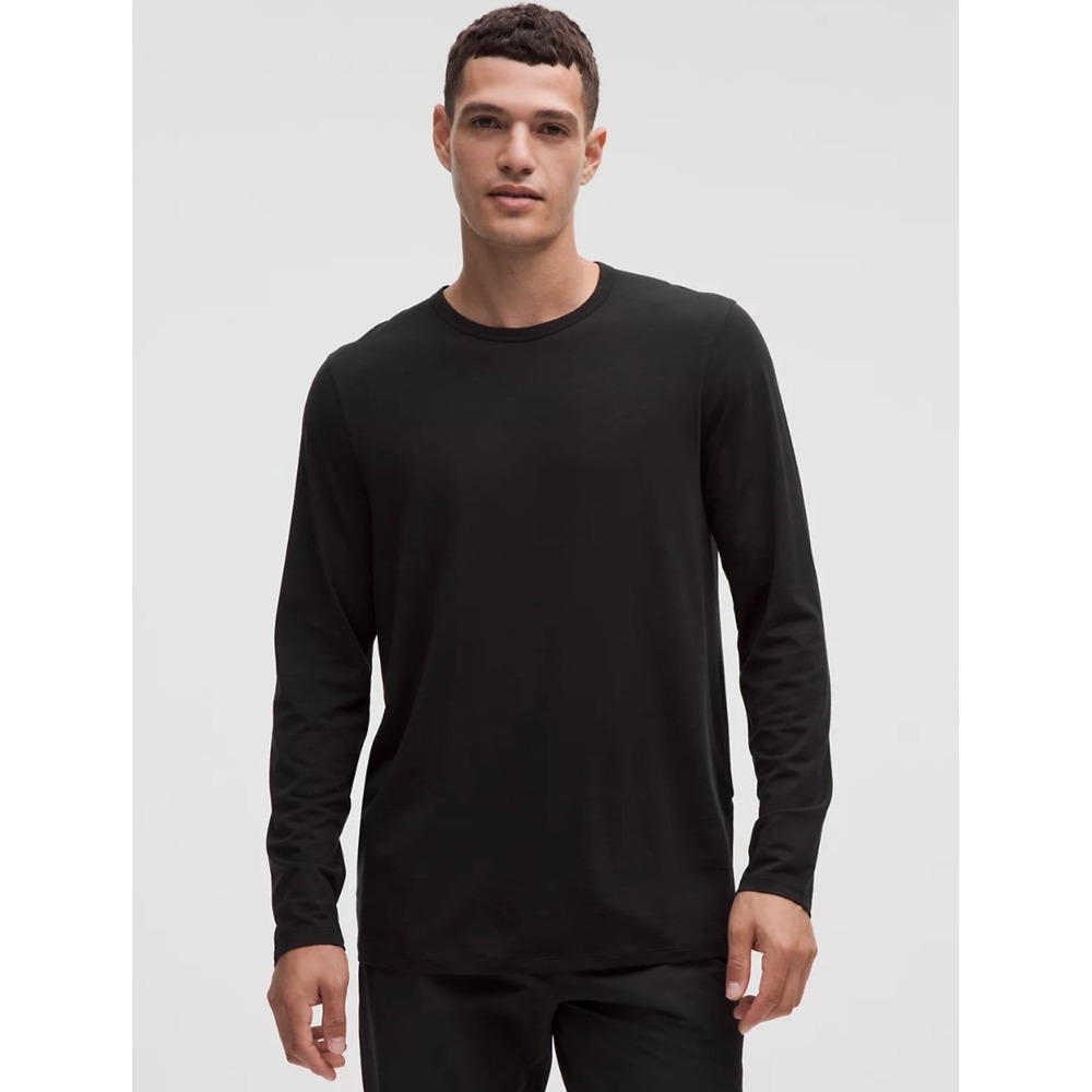 Lululemon Long Sleeve Shirt Black Mens Size Medium Crew Neck Classic Basic Tee